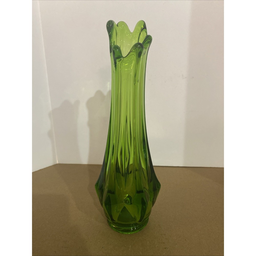 Vintage MCM L.E. Smith Or Kanawha? Green 9.5" Swung Vase Simplicity ribbed